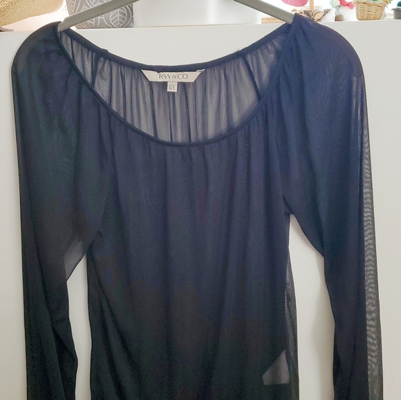 RW&Co Long Sleeve Tops - Picture 2 of 4